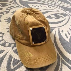 Louis Vuitton hat